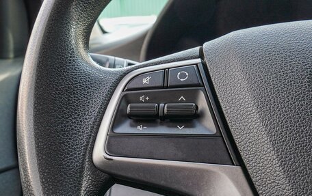 Hyundai Solaris II рестайлинг, 2019 год, 1 290 000 рублей, 13 фотография