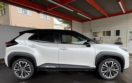Toyota Yaris Cross, 2023 год, 1 690 586 рублей, 4 фотография