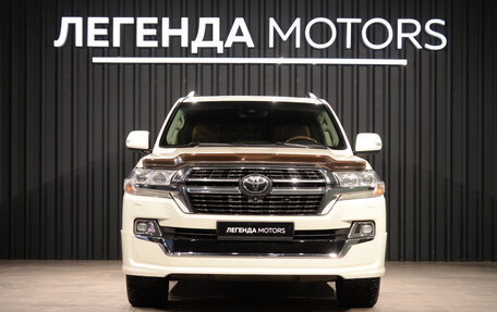 Toyota Land Cruiser 200, 2016 год, 4 490 000 рублей, 2 фотография