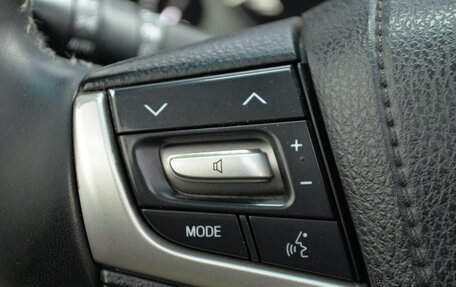 Toyota Land Cruiser 200, 2016 год, 4 490 000 рублей, 15 фотография