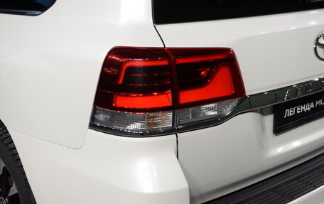 Toyota Land Cruiser 200, 2016 год, 4 490 000 рублей, 9 фотография