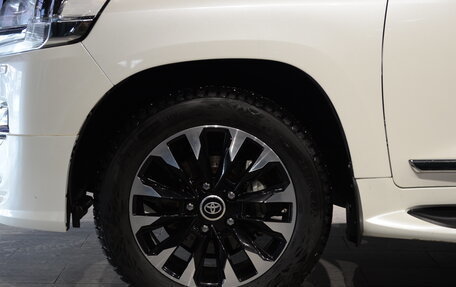 Toyota Land Cruiser 200, 2016 год, 4 490 000 рублей, 11 фотография