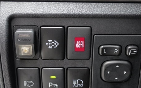 Toyota Land Cruiser 200, 2016 год, 4 490 000 рублей, 20 фотография