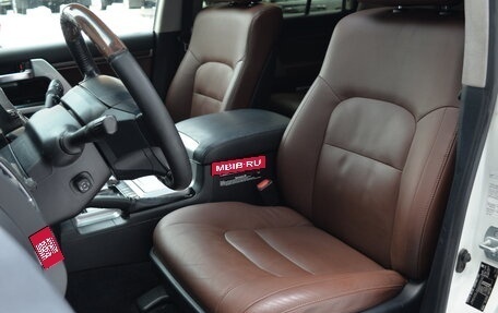 Toyota Land Cruiser 200, 2016 год, 4 490 000 рублей, 25 фотография
