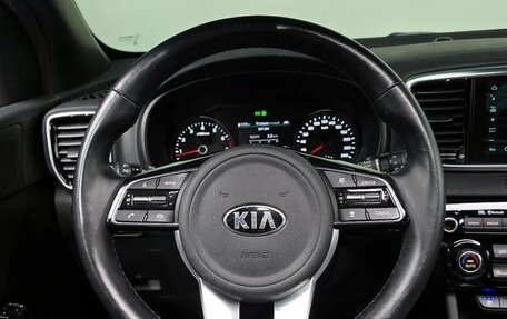 KIA Sportage IV рестайлинг, 2021 год, 1 979 000 рублей, 13 фотография