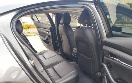 Mazda 3, 2021 год, 1 800 000 рублей, 20 фотография