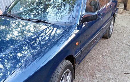 Mitsubishi Galant V, 1988 год, 400 000 рублей, 2 фотография