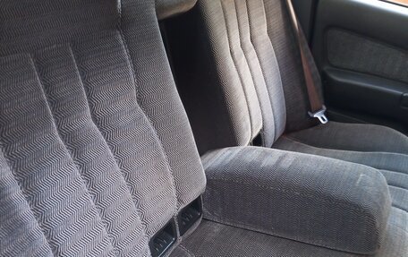 Mitsubishi Galant V, 1988 год, 400 000 рублей, 8 фотография