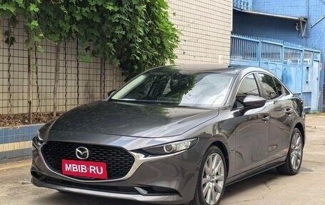 Mazda 3, 2021 год, 1 800 000 рублей, 1 фотография