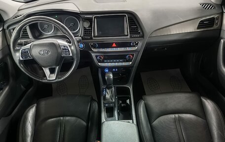 Hyundai Sonata VII, 2018 год, 1 399 000 рублей, 9 фотография