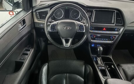 Hyundai Sonata VII, 2018 год, 1 399 000 рублей, 11 фотография