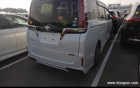 Toyota Esquire I, 2019 год, 2 500 000 рублей, 19 фотография