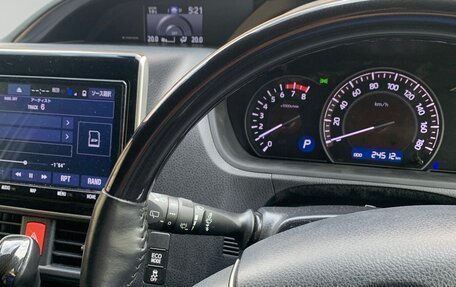 Toyota Esquire I, 2019 год, 2 500 000 рублей, 23 фотография