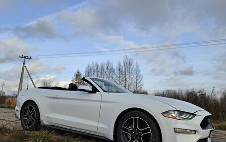 Ford Mustang VI рестайлинг, 2019 год, 2 500 000 рублей, 10 фотография