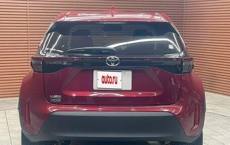 Toyota Yaris Cross, 2022 год, 1 495 000 рублей, 7 фотография