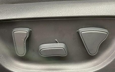 Toyota Yaris Cross, 2022 год, 1 495 000 рублей, 14 фотография