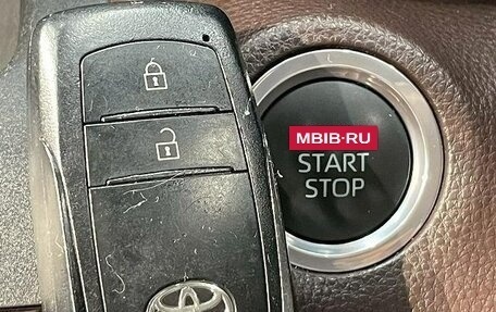 Toyota Yaris Cross, 2022 год, 1 495 000 рублей, 22 фотография