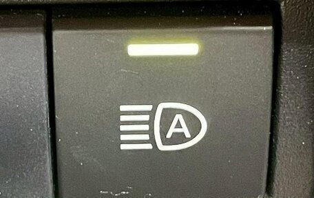 Toyota Yaris Cross, 2022 год, 1 495 000 рублей, 28 фотография