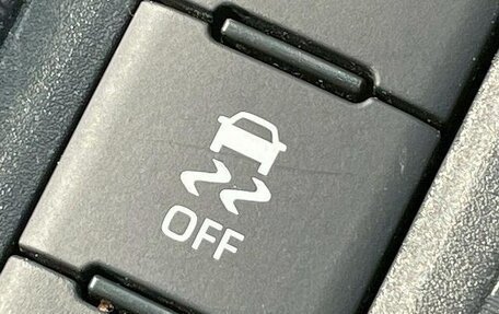 Toyota Yaris Cross, 2022 год, 1 495 000 рублей, 32 фотография