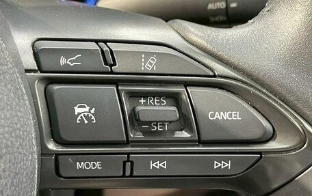 Toyota Yaris Cross, 2022 год, 1 495 000 рублей, 35 фотография