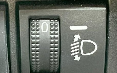 Toyota Yaris Cross, 2022 год, 1 495 000 рублей, 30 фотография