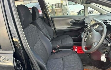 Toyota Wish II, 2011 год, 1 000 000 рублей, 9 фотография