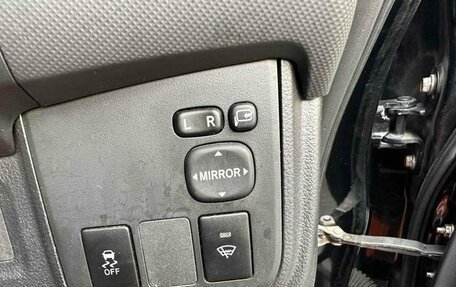 Toyota Wish II, 2011 год, 1 000 000 рублей, 16 фотография