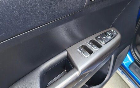 KIA Sportage IV рестайлинг, 2018 год, 2 200 000 рублей, 12 фотография