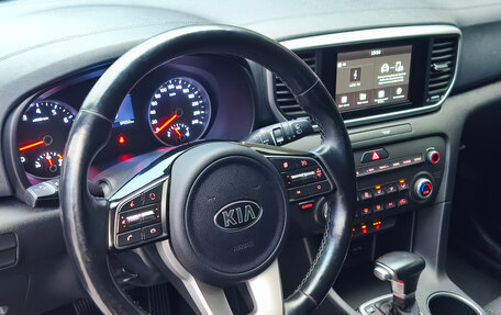 KIA Sportage IV рестайлинг, 2018 год, 2 200 000 рублей, 16 фотография