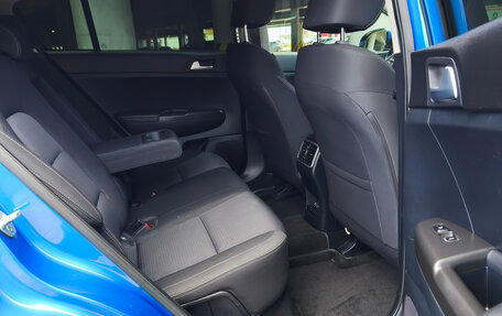 KIA Sportage IV рестайлинг, 2018 год, 2 200 000 рублей, 25 фотография