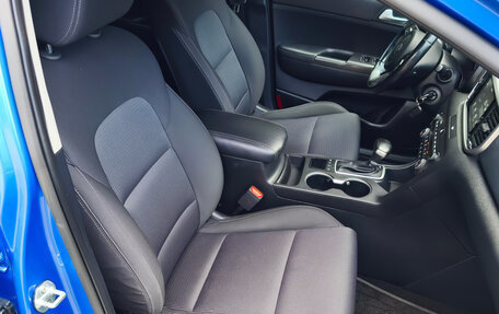 KIA Sportage IV рестайлинг, 2018 год, 2 200 000 рублей, 23 фотография