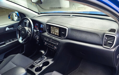 KIA Sportage IV рестайлинг, 2018 год, 2 200 000 рублей, 22 фотография