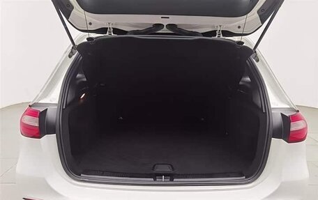 Mercedes-Benz B-Класс, 2021 год, 1 900 000 рублей, 6 фотография