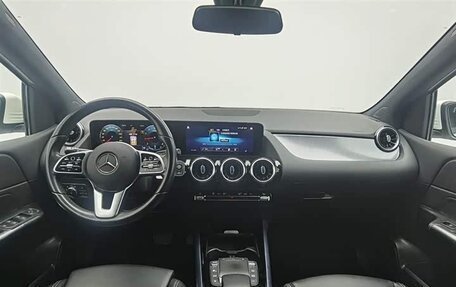 Mercedes-Benz B-Класс, 2021 год, 1 900 000 рублей, 7 фотография