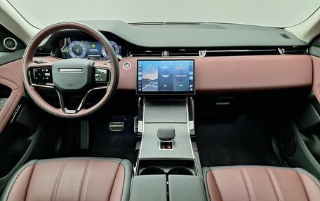 Land Rover Range Rover Evoque II, 2025 год, 6 780 000 рублей, 9 фотография