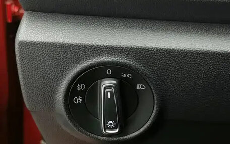 Volkswagen T-Roc I, 2021 год, 1 287 000 рублей, 14 фотография