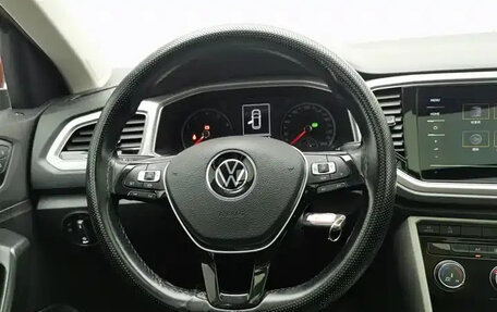 Volkswagen T-Roc I, 2021 год, 1 287 000 рублей, 20 фотография