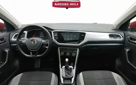 Volkswagen T-Roc I, 2021 год, 1 287 000 рублей, 19 фотография