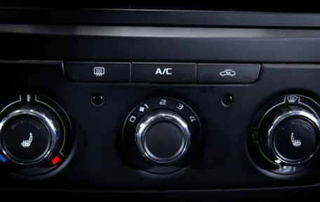 Skoda Yeti I рестайлинг, 2013 год, 749 900 рублей, 23 фотография