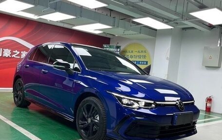 Volkswagen Golf VIII, 2022 год, 1 643 000 рублей, 3 фотография