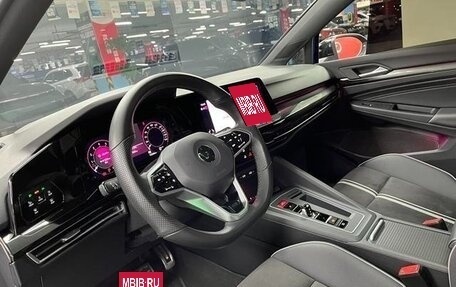 Volkswagen Golf VIII, 2022 год, 1 643 000 рублей, 9 фотография