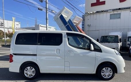Nissan NV200, 2022 год, 1 300 000 рублей, 3 фотография