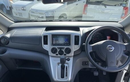 Nissan NV200, 2022 год, 1 300 000 рублей, 13 фотография