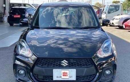 Suzuki Swift V, 2022 год, 1 100 000 рублей, 1 фотография