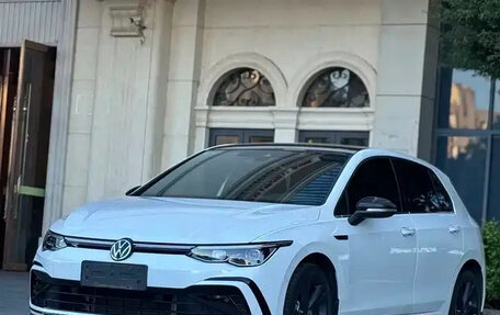 Volkswagen Golf VIII, 2021 год, 1 347 000 рублей, 2 фотография