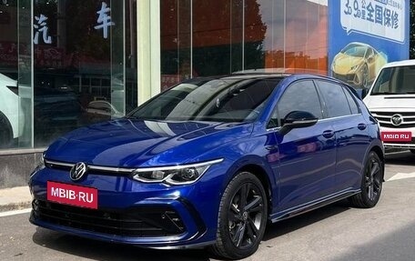 Volkswagen Golf VIII, 2021 год, 1 860 000 рублей, 1 фотография