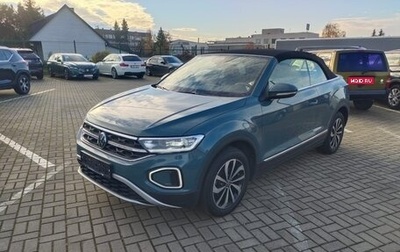 Volkswagen T-Roc I, 2022 год, 2 682 000 рублей, 1 фотография