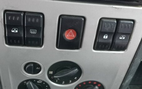 Renault Logan I, 2006 год, 180 000 рублей, 8 фотография