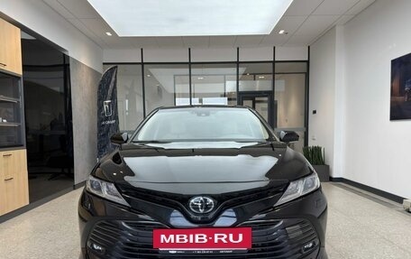 Toyota Camry, 2018 год, 2 850 000 рублей, 3 фотография