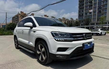 Volkswagen Tharu, 2022 год, 1 700 000 рублей, 2 фотография